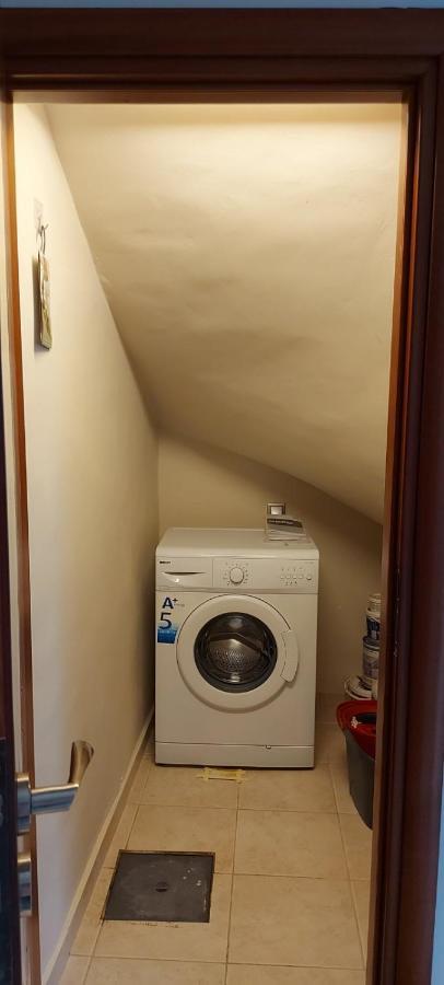 Anna'S Room Архане Екстер'єр фото
